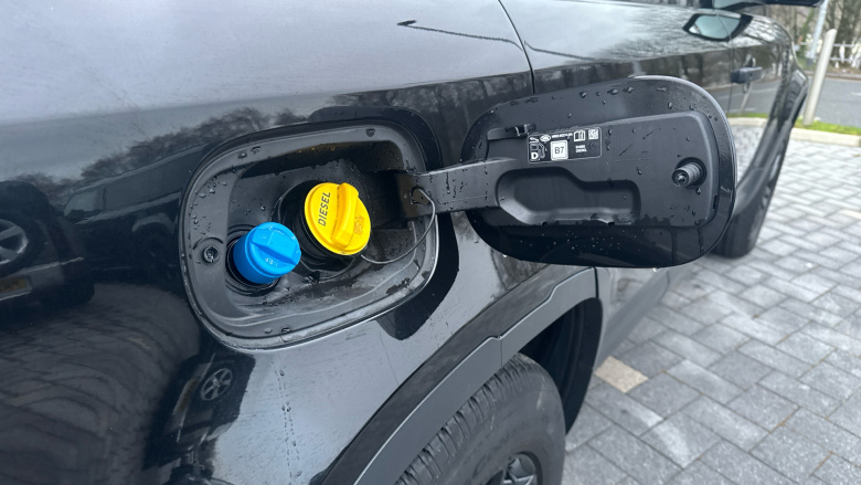 Land Rover Defender 110 Diesel 3.0 D250 Hard Top Auto